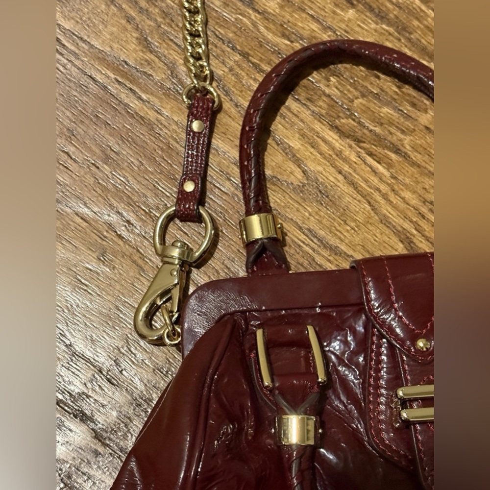 Vintage Cole Haan Burgundy Red Patent Leather Bag Purse Gold Accents - Picture 4 of 10